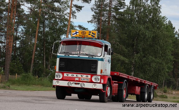 Volvo F89 semitrailer